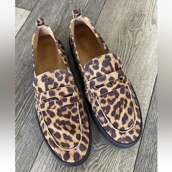 Vionic Shoes - Sold!NWOB Vionic Uptown Tan Leather Suede Leopard Print 360 Flex Loafers Size 10